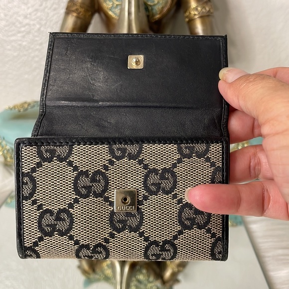 (MT145) Authentic Guccid Keyholder - Picture 8 of 10